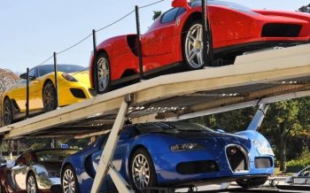 Роскошные суперкары по предельно низкой цене на аукционе во Франции