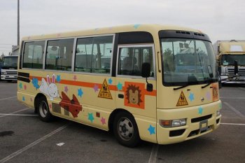 Nissan обновляет школьный автобус Civilian School Bus