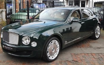Автомобиль Bentley Mulsanne британской королевы выставлен на аукцион